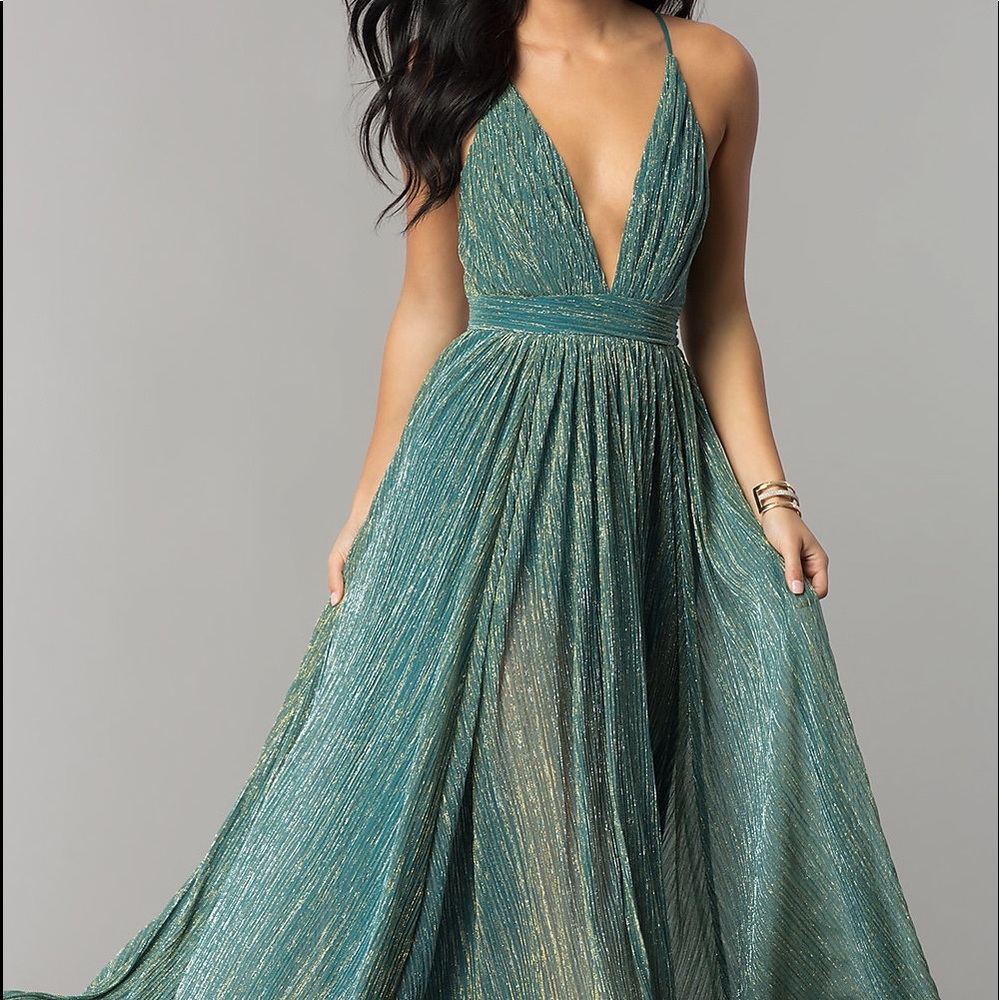Metallic Green Dress with Gold Shimmer ✨